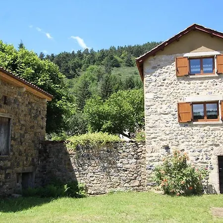 Pittoresque En Bord De Riviere Avec Jardin Clos, Proche Sports Et Sites Touristiques - Fr-1-582-176