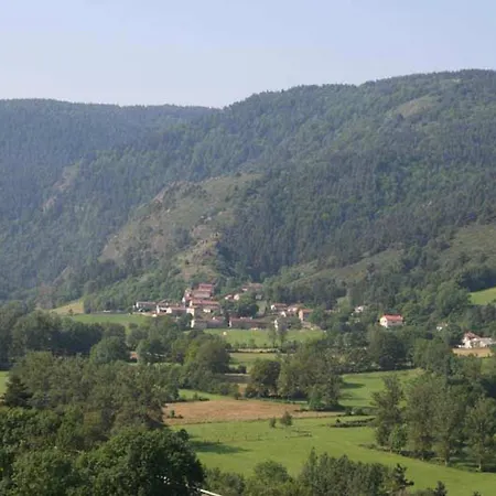 Pittoresque En Bord De Riviere Avec Jardin Clos, Proche Sports Et Sites Touristiques - Fr-1-582-176