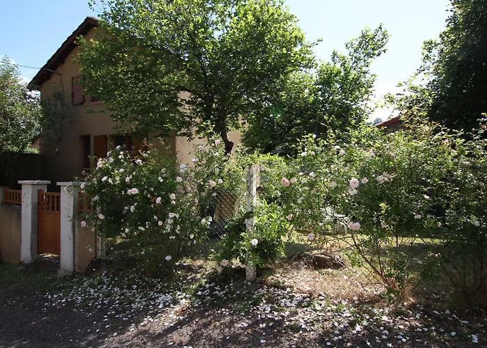 Semesterbostad Pittoresque En Bord De Riviere Avec Jardin Clos, Proche Sports Et Sites Touristiques - Fr-1-582-176